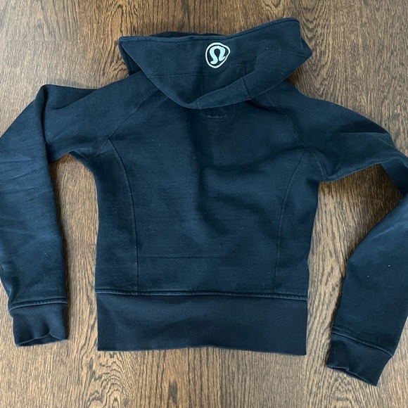 Lululemon Black Scuba Hoodie Size 4 - Picture 4 of 4
